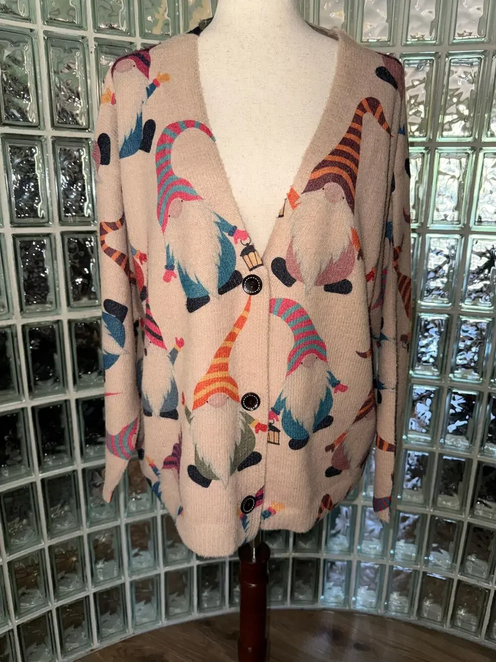 Gnome cardigan - size XXL